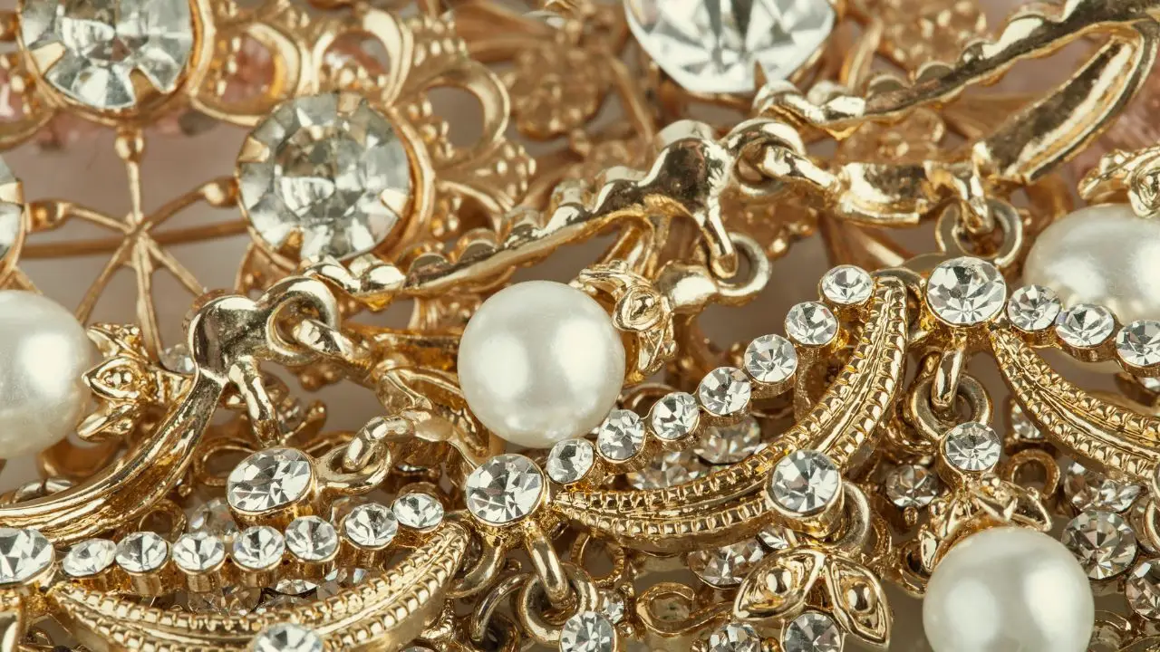 Quanto valgono oggi 100 grammi di oro usato? Ecco la risposta aggiornata Quanto valgono oggi 100 grammi di oro usato? Ecco la risposta aggiornata