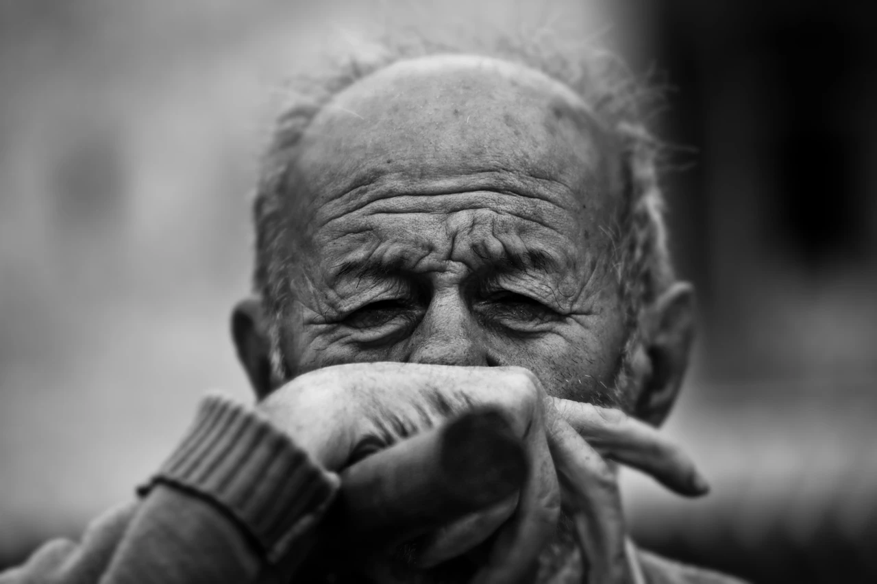 Patente over 70, l’età limite secondo l’Europa: sei tra quelli che rischiano? Patente over 70, l’età limite secondo l’Europa: sei tra quelli che rischiano?