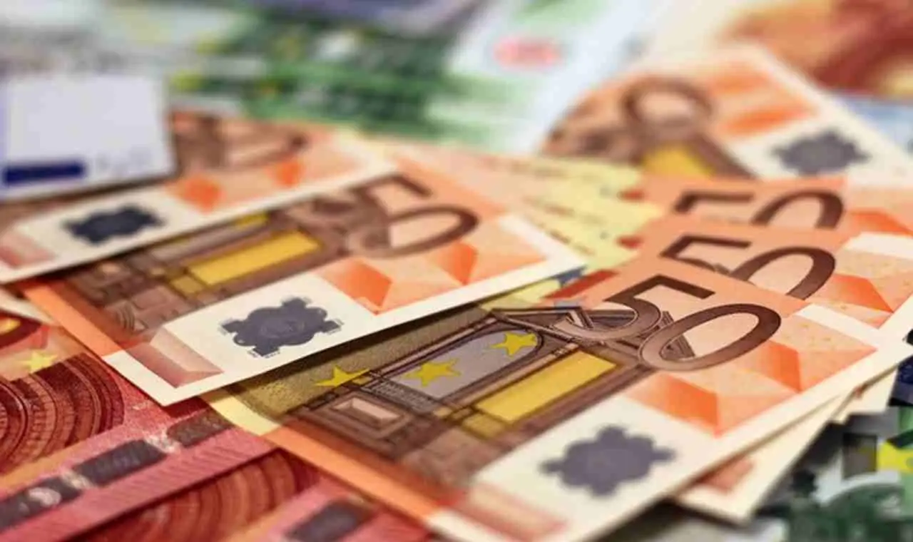 Addio al contante? Ecco cosa cambia dal prossimo mese Addio al contante? Ecco cosa cambia dal prossimo mese
