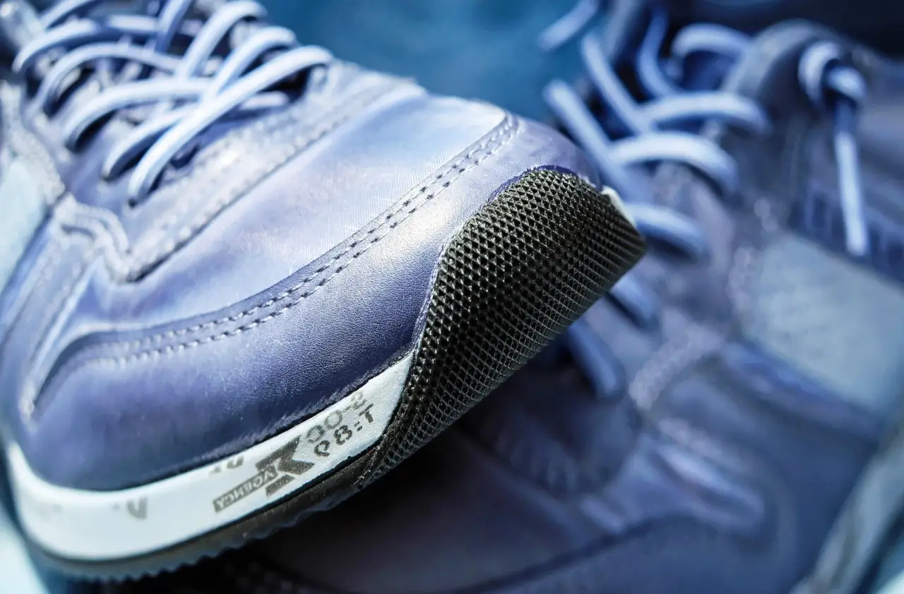 Prova subito questa strategia alternativa per deodorare scarpe da ginnastica e ciabatte Prova subito questa strategia alternativa per deodorare scarpe da ginnastica e ciabatte