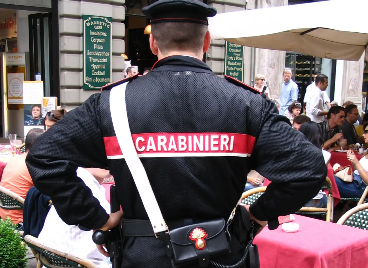 Quanto guadagna un maresciallo dei carabinieri? Le cifre ufficiali Quanto guadagna un maresciallo dei carabinieri? Le cifre ufficiali