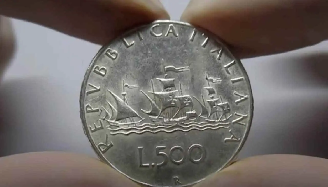 Vecchie monete da 500 lire: attenzione a questo dettaglio, il loro valore è salito alle stelle Vecchie monete da 500 lire: attenzione a questo dettaglio, il loro valore è salito alle stelle