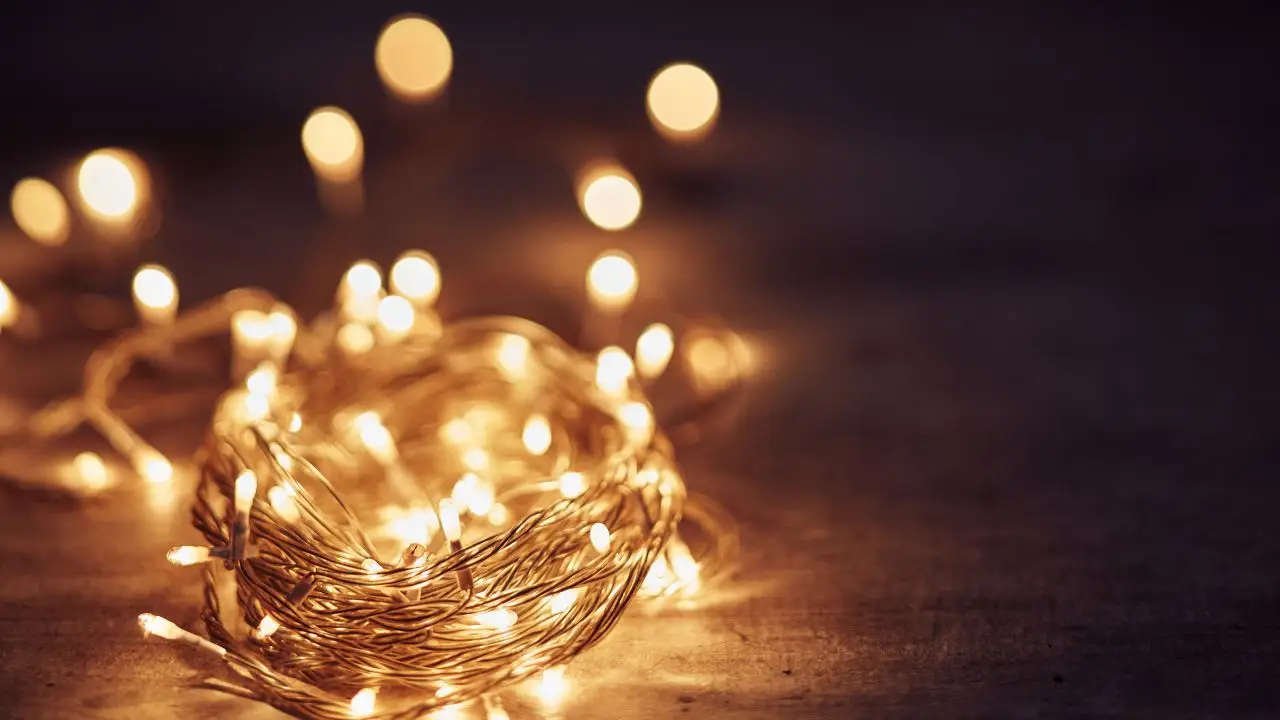 Come decorare casa con luci a led senza spendere una fortuna Come decorare casa con luci a led senza spendere una fortuna