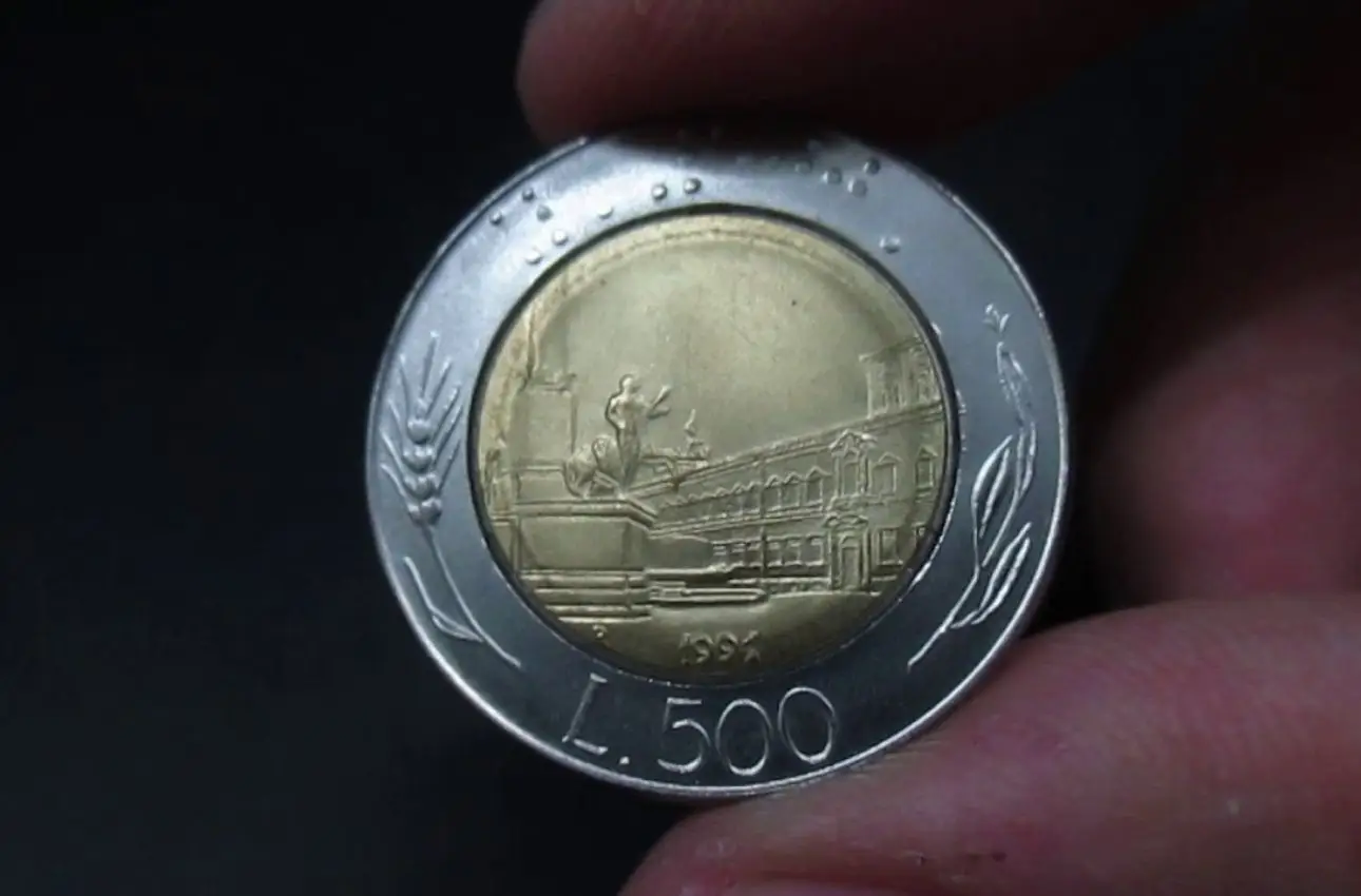 Hai queste 1000 lire coniata a Roma? Scopri quanto valgono oggi Hai queste 1000 lire coniata a Roma? Scopri quanto valgono oggi