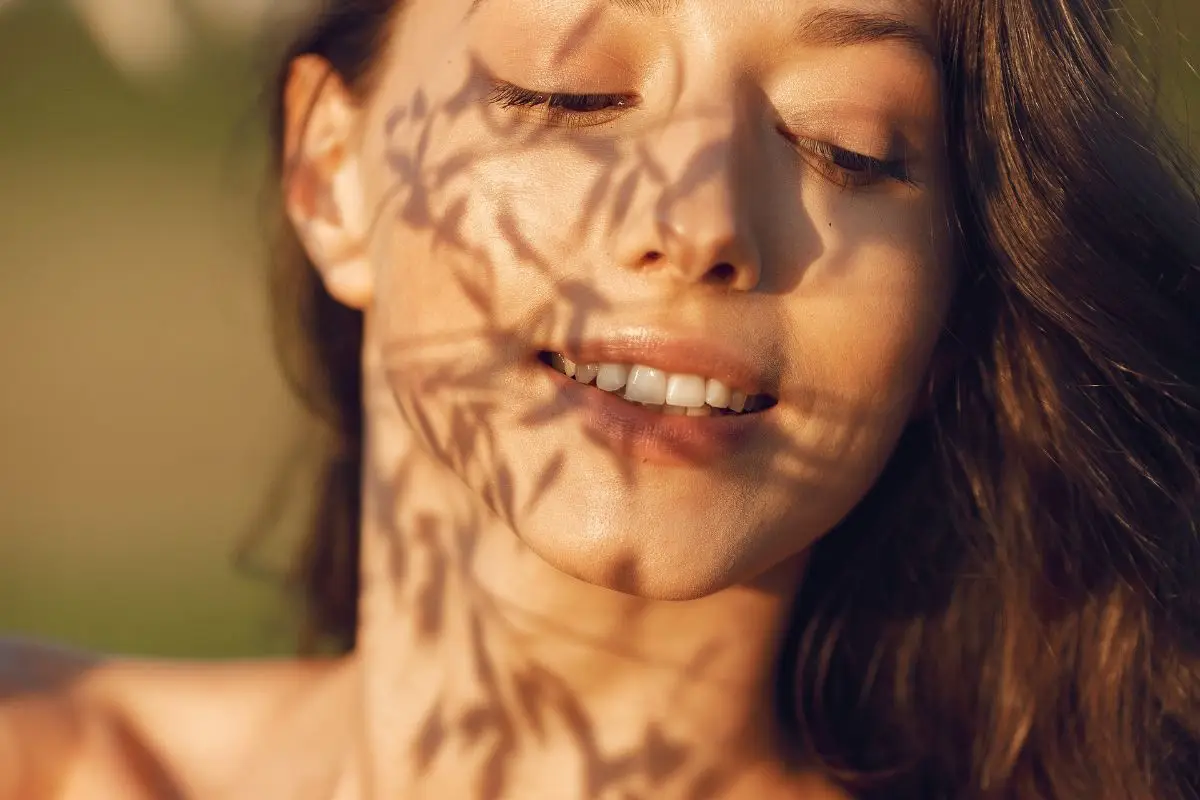 20 minuti di sole al giorno: ecco come migliorano umore e ossa 20 minuti di sole al giorno: ecco come migliorano umore e ossa